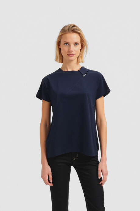 Remera Aptor Azul Marino