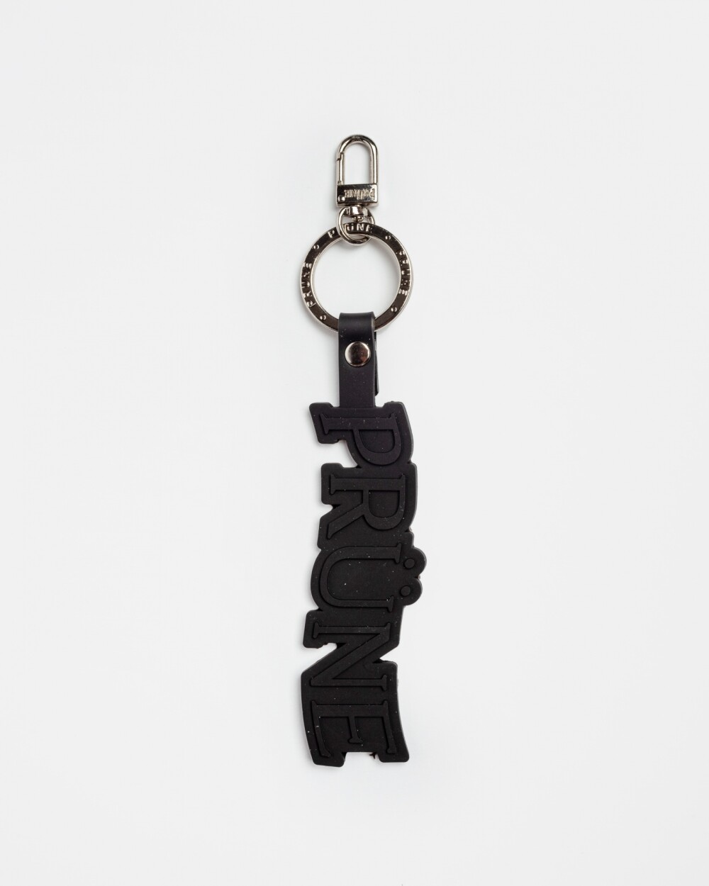 Llavero Sand En Gomato Negro
