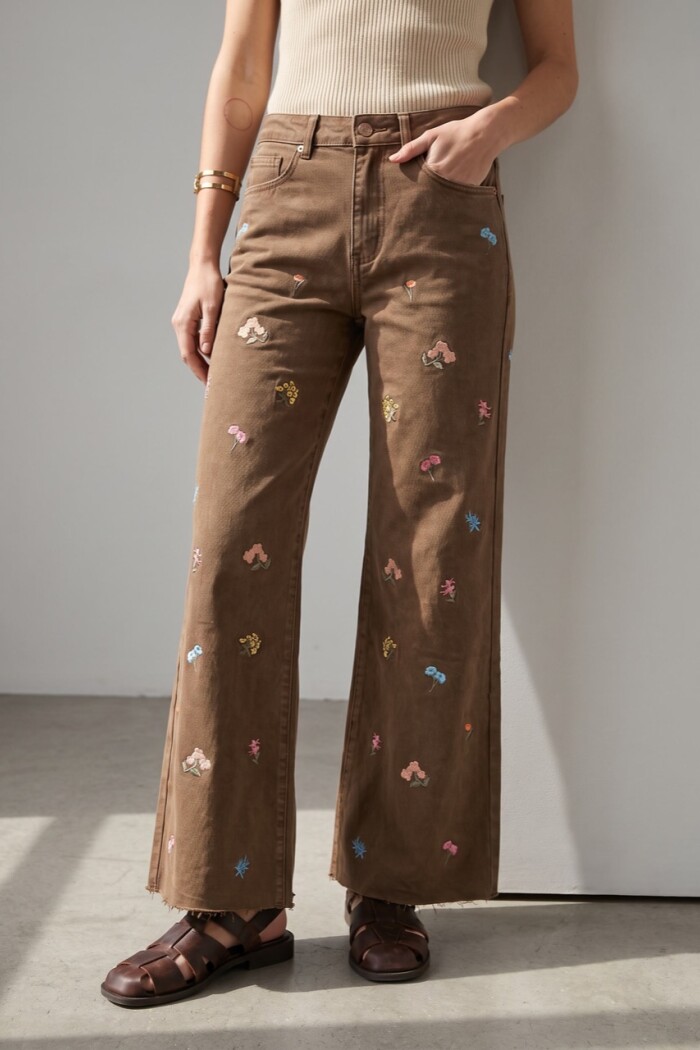 Jean Wide Leg Bordado Chocolate