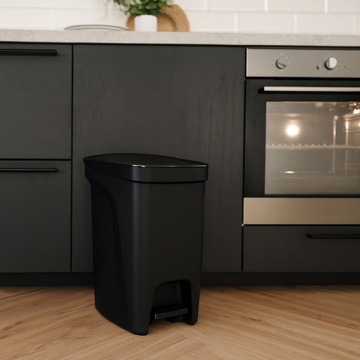 PAPELERA TACHO BASURA TRAMONTINA COMPACT 10LTS - NEGRO 