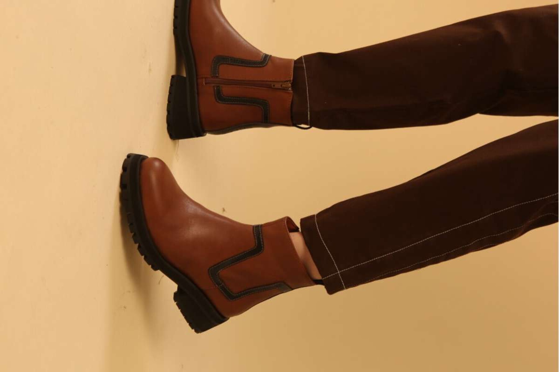 Bota Roca - Camel Y Negro 