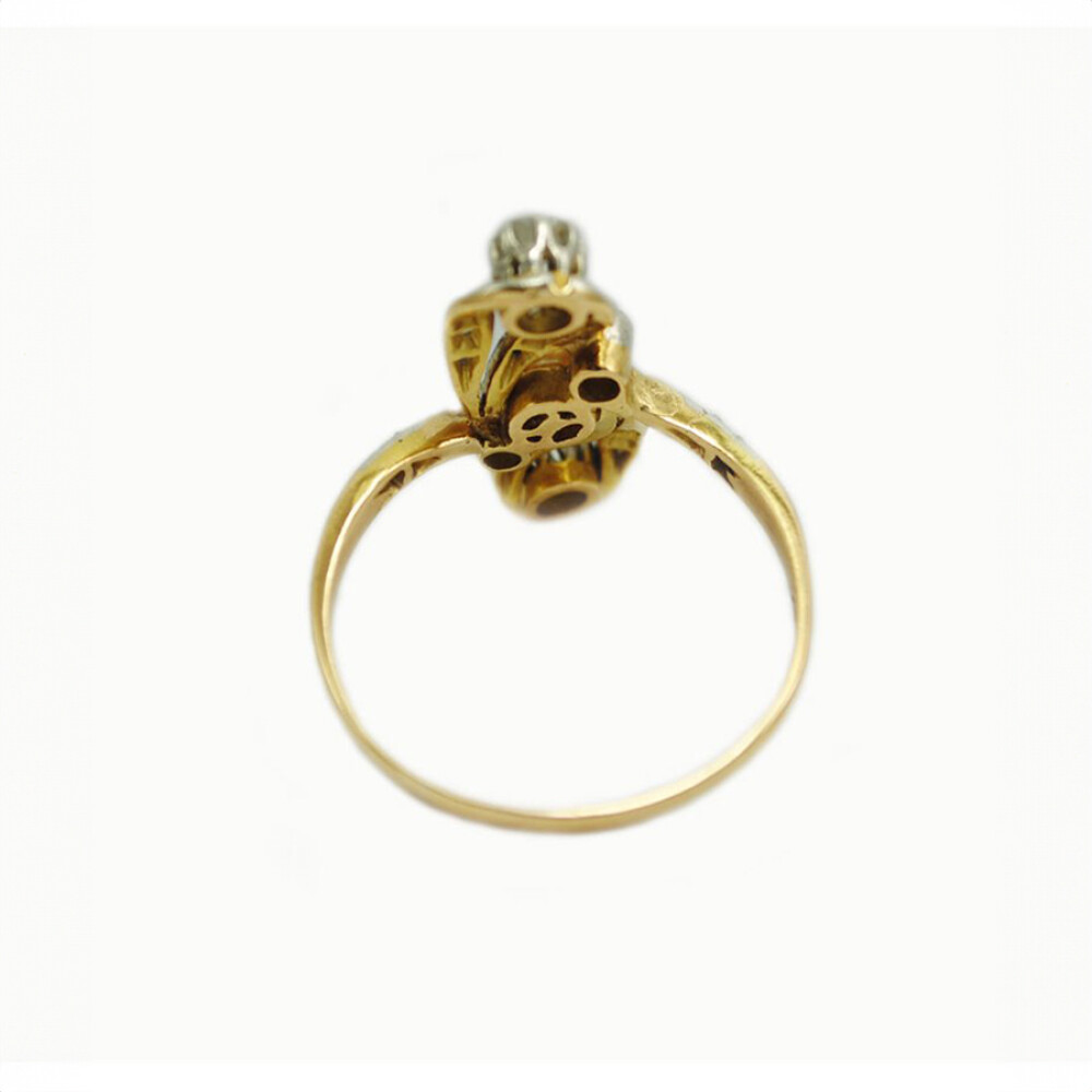 Anillo Oro 18K, Con Brillantes, Diamantes Y Perla Natural Anillo Oro 18K, Con Brillantes, Diamantes Y Perla Natural
