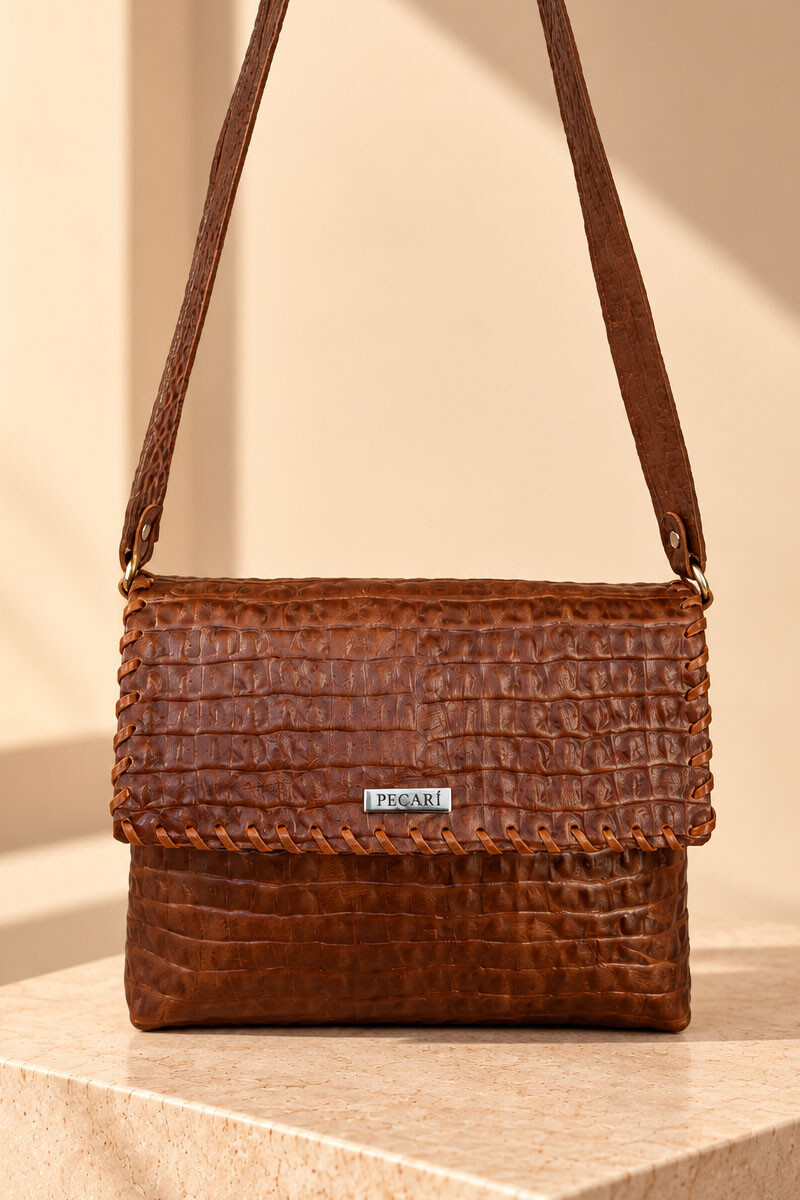 Bandolera teka Whisky croco