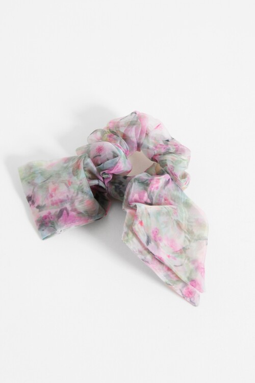 Scrunchie transparencia floral multicolor