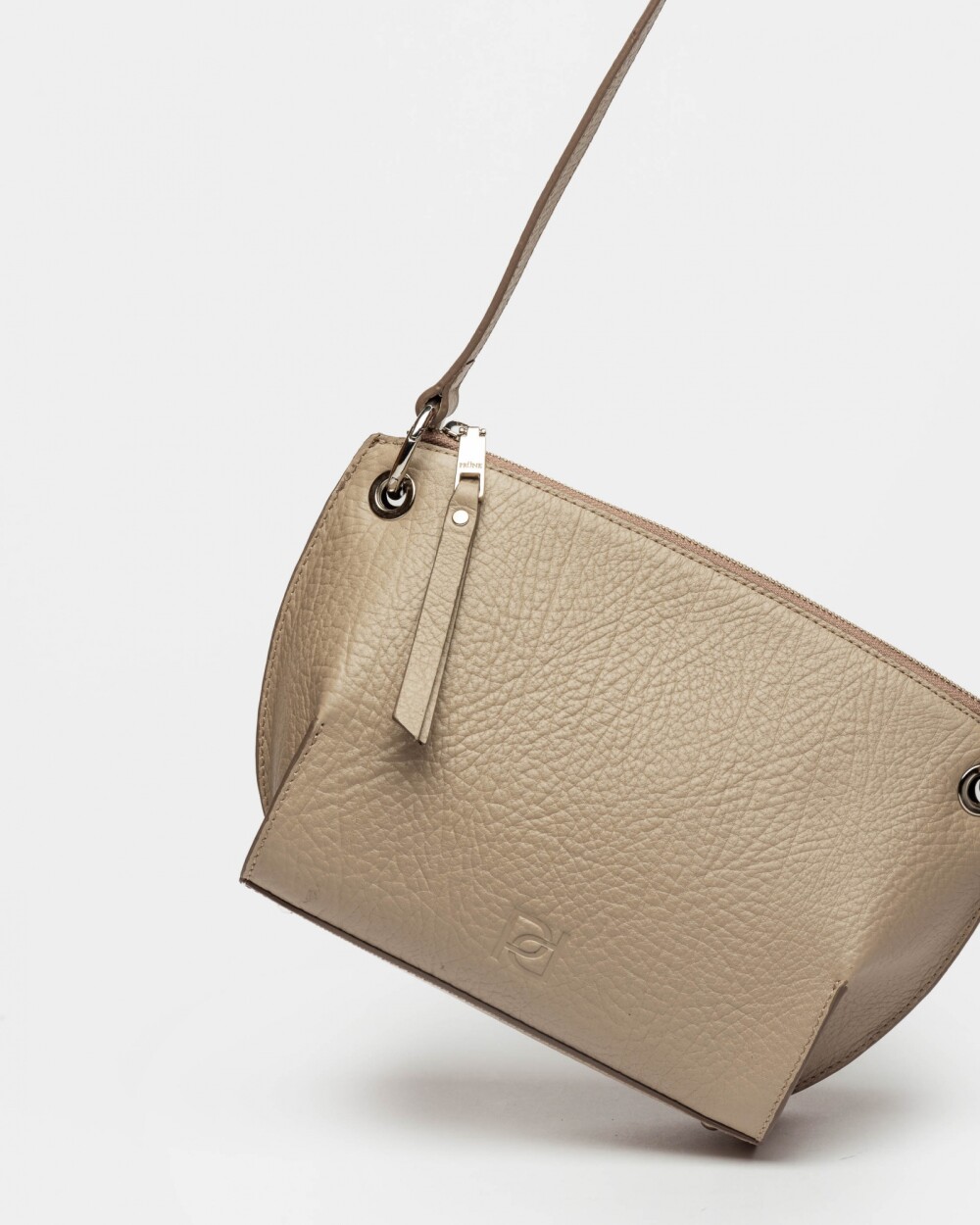 Bandolera Sauvage En Cuero Graneado Taupe