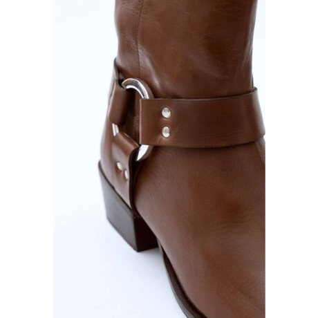 Borcego Buky Brownie