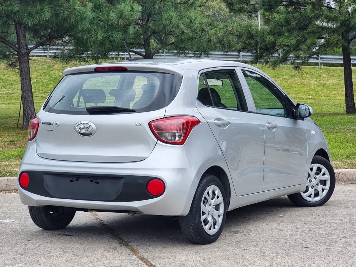 Hyundai Grand i10 GL 1.25 Extra Full | Permuta / Financia Hyundai Grand i10 GL 1.25 Extra Full | Permuta / Financia