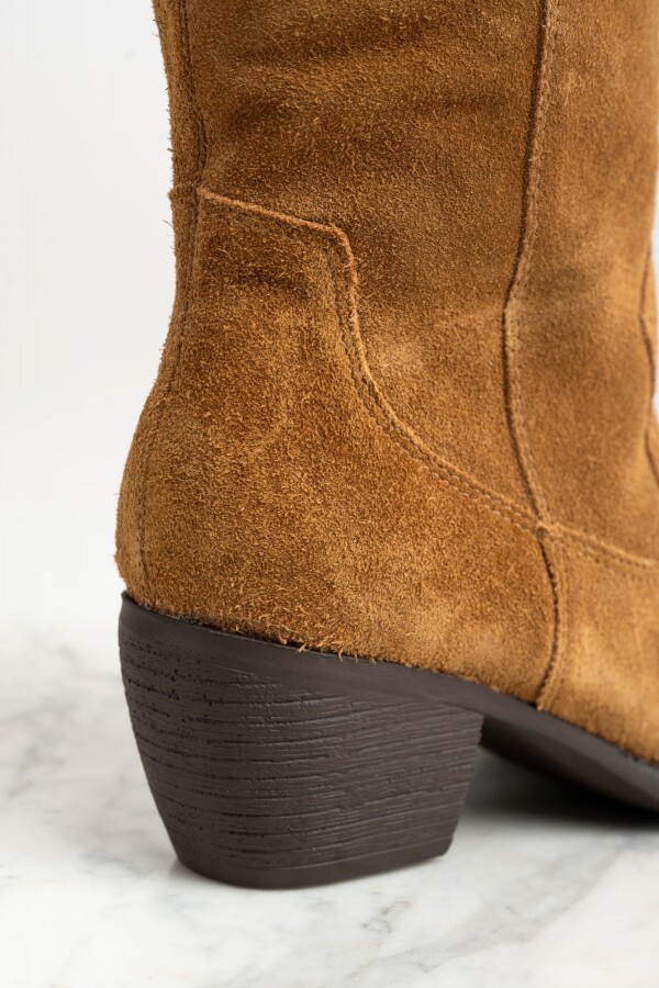 Bota Gamuza Caña Alta Camel