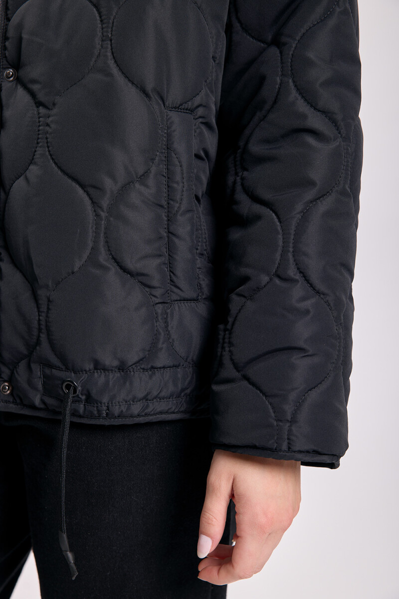 Campera capitoneada Negro