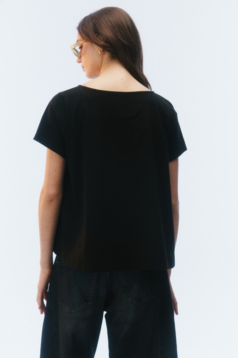 REMERA VIENA Negro