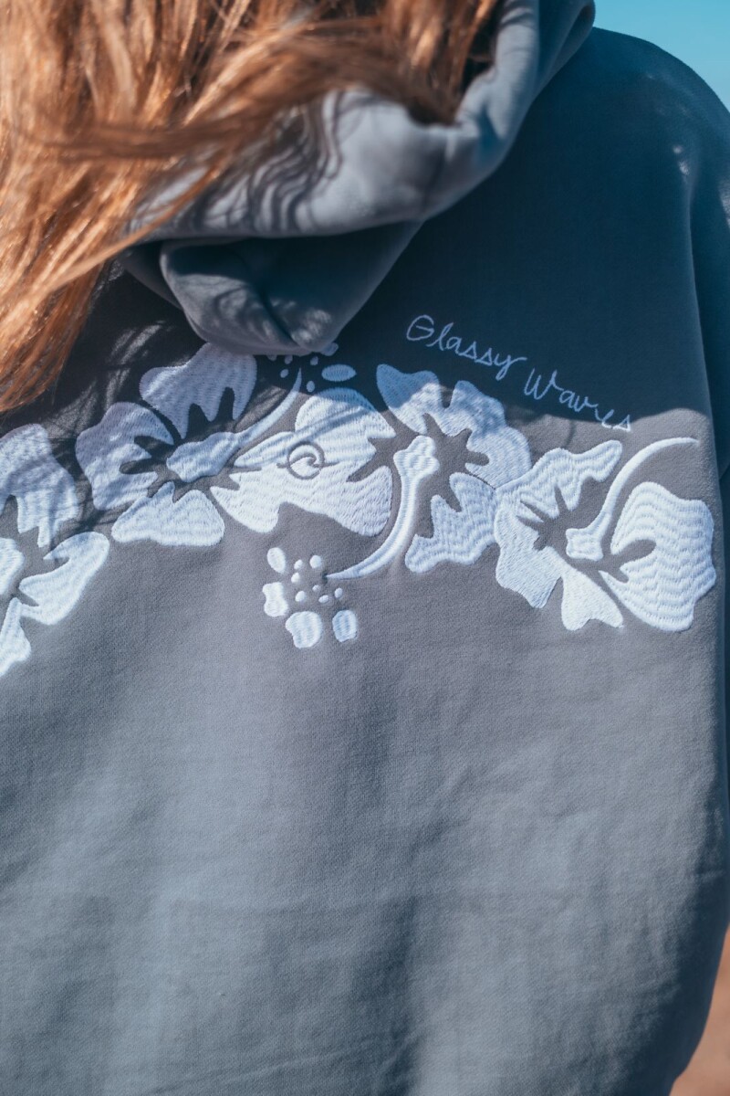 Hoodie Waikiki Bordado / Gris U
