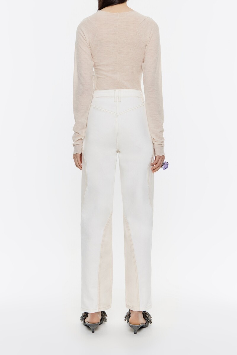 STRAIGHT CROPPED Crudo