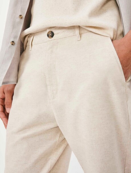 PANTALÓN RECTO CHINO BEIGE