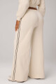 Pantalón Elevated Track Pant Mujer Almond Milk/Black