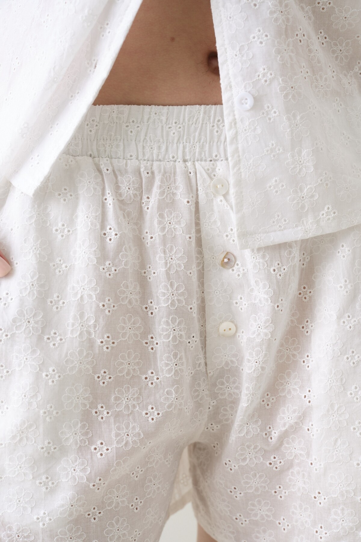 Short Broderie Blanco