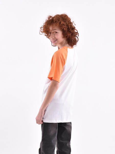 REMERA RANGLAN ESTAMPADO 6