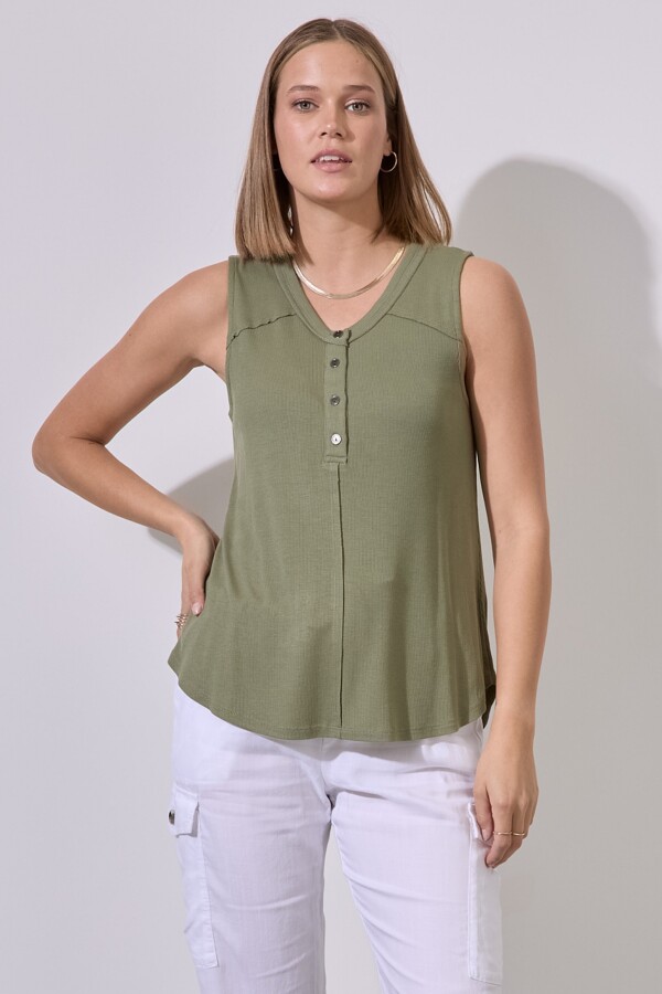 Musculosa Botones OLIVA