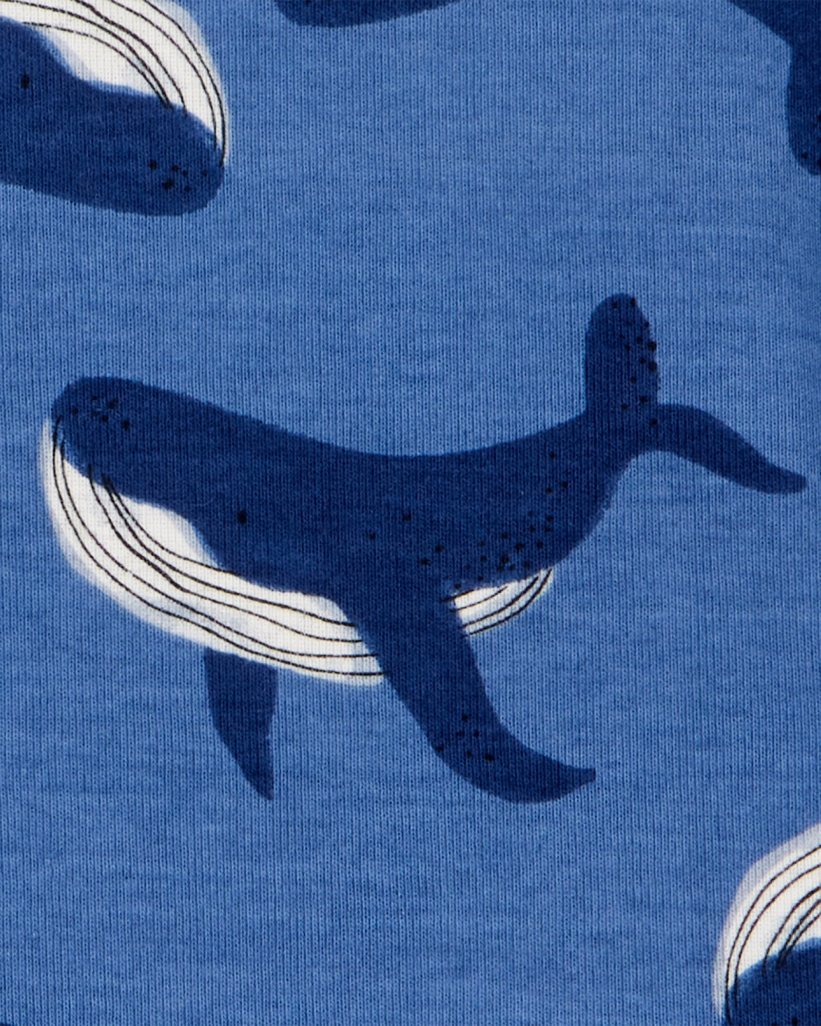 Pijama cuatro piezas de algodón, dos bermudas y dos remeras, diseño ballenas Pijama cuatro piezas de algodón, dos bermudas y dos remeras, diseño ballenas