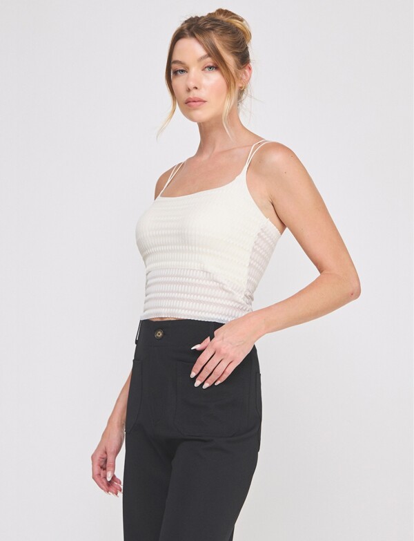 Top Crop Texturado Con Breteles Dobles Cruzdos CRUDO