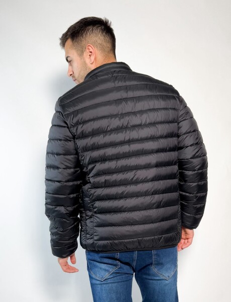 Campera de nylon Hakuna Negro