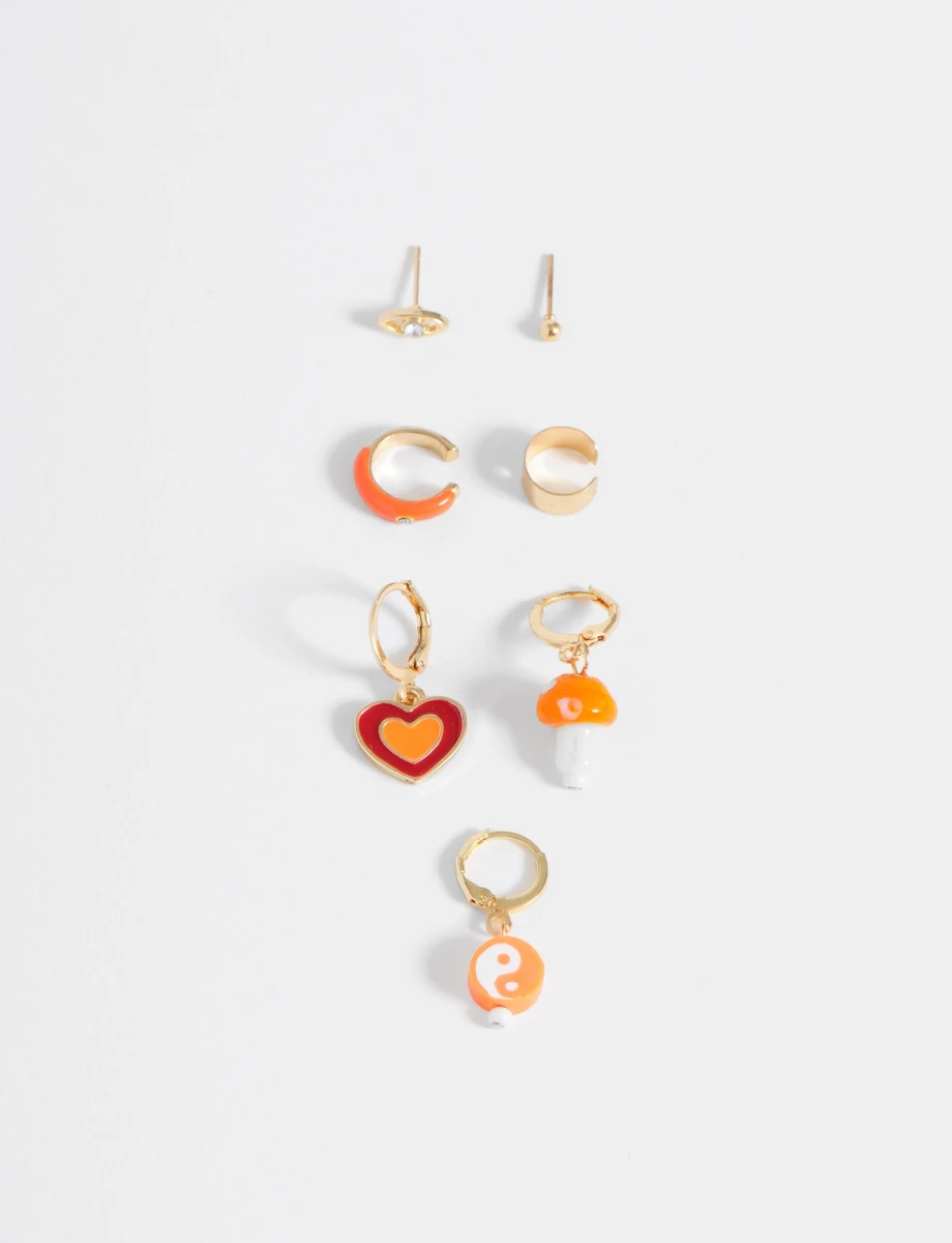 Set de caravanas dijes multiples - dorado 