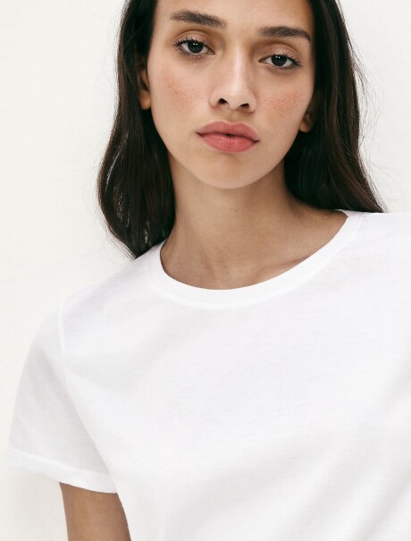 CAMISETA BÁSICA SLIM WORLD BLANCO