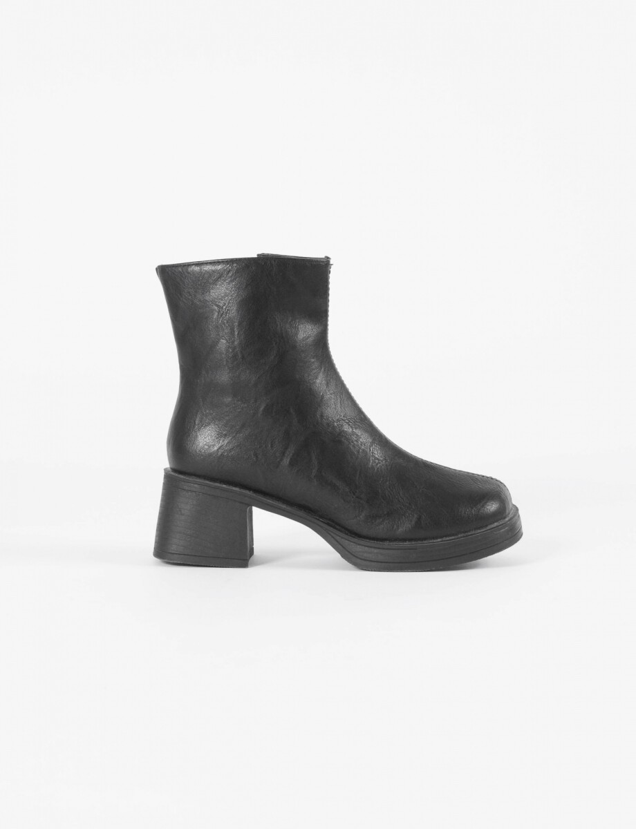 Bota taco alto - negro 