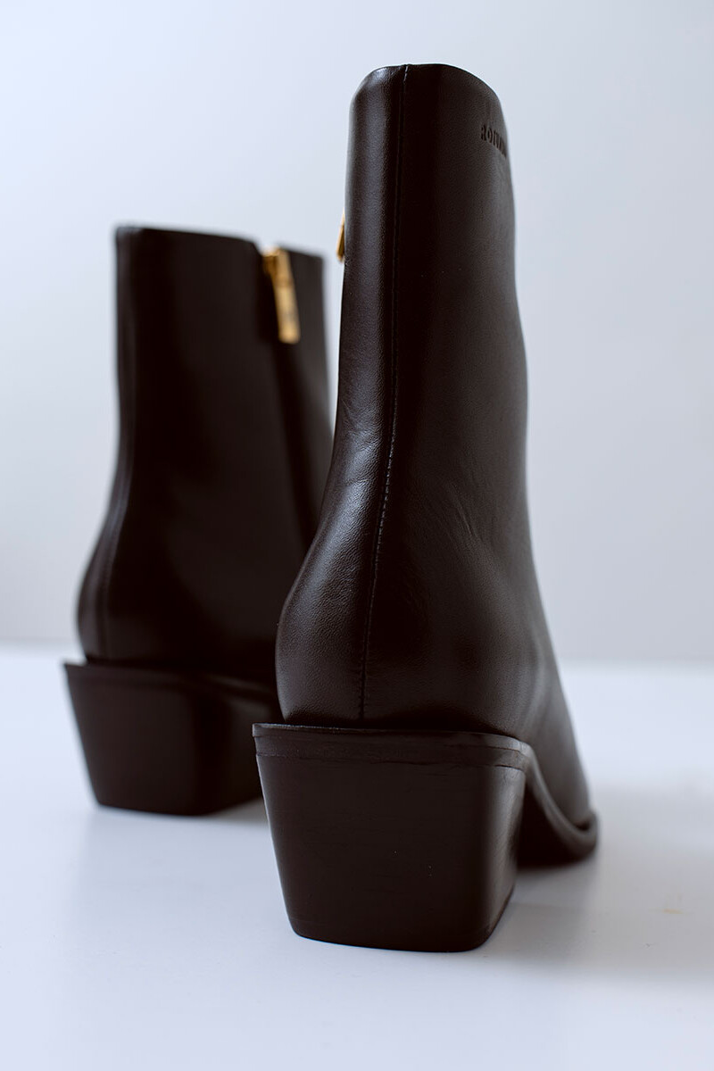 Sima Black