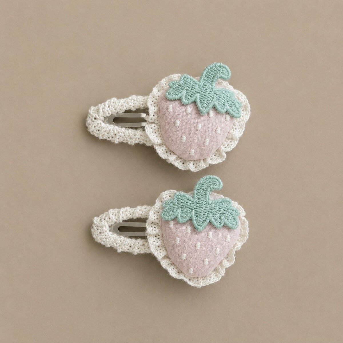 Broches - Tic Tac Frutillas X 2 
