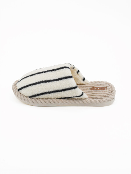 PANTUFLA JULI VARIANTE 1