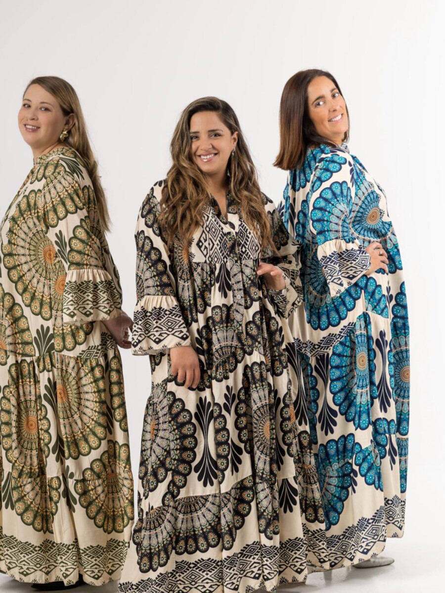 Vestido largo 100% viscosa Made in a Italy Celeste