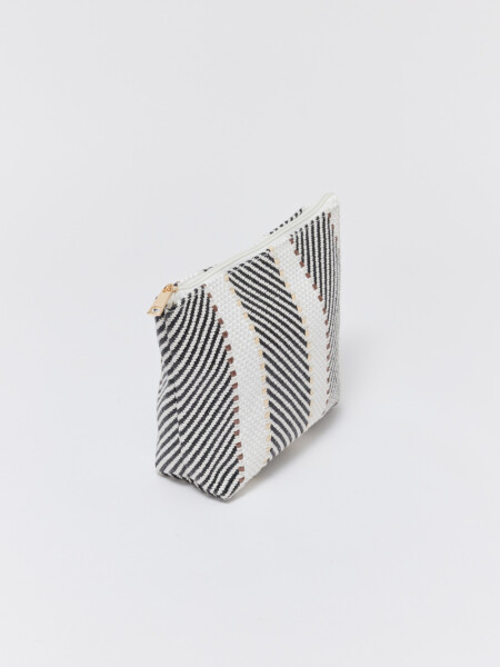 Necessaire Tejido