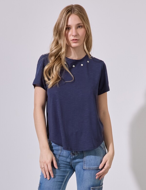 Remera Tachas AZUL