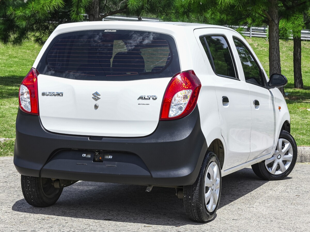 Suzuki Alto STD 800 Con Alarma 2022 EXCELENTE ESTADO! Suzuki Alto STD 800 Con Alarma 2022 EXCELENTE ESTADO!