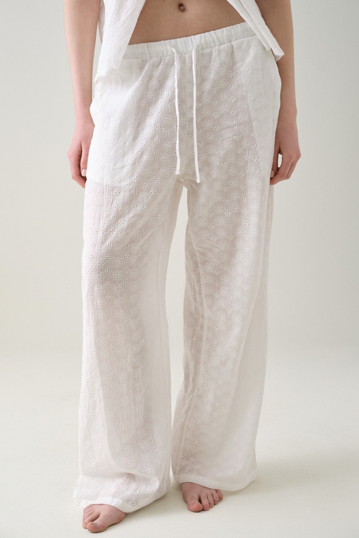Pantalón Recto Broderie Blanco