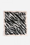Pañuelo cebra negro