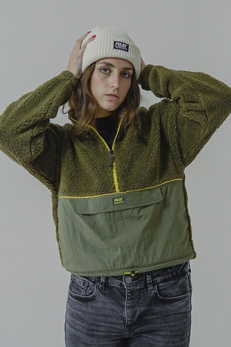 Buzo Pulau Alaskan Verde