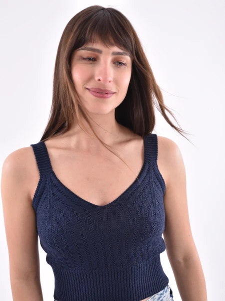 MUSCULOSA TEJIDA CAROLA AZUL OSCURO