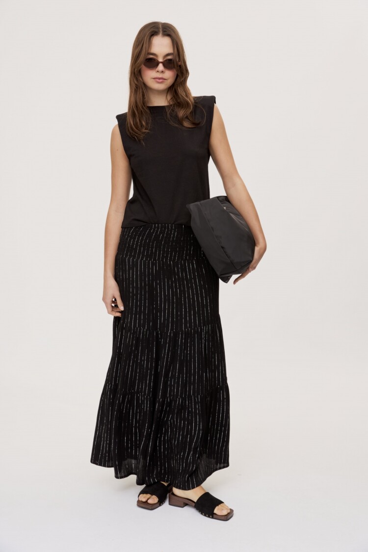 REMERA BOLDA Negro