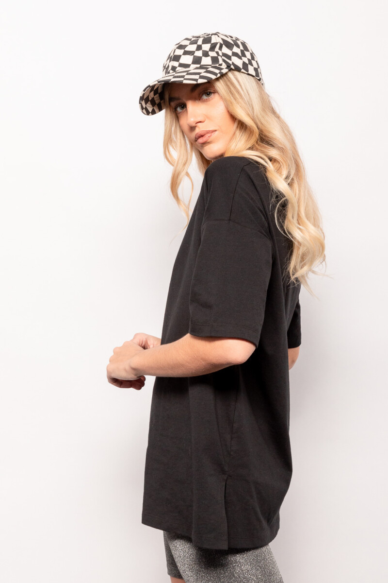 REMERA MANDRI Negro