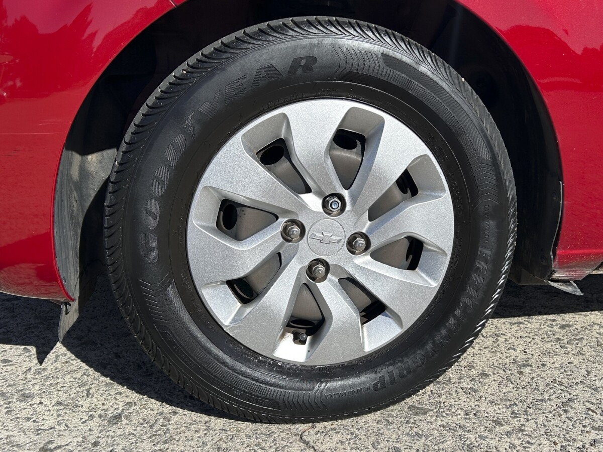 Chevrolet Onix 1.0 Extra Full | Permuta / Financia Chevrolet Onix 1.0 Extra Full | Permuta / Financia