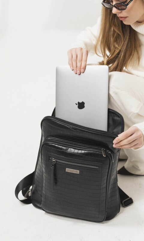 MOCHILA CONSTANZA NEGRO