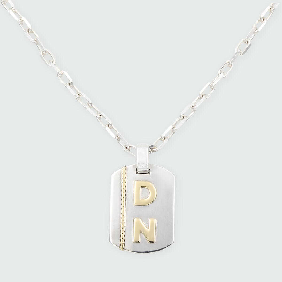 Medalla y cadena MOON con trenza y letras de oro amarillo 18k 