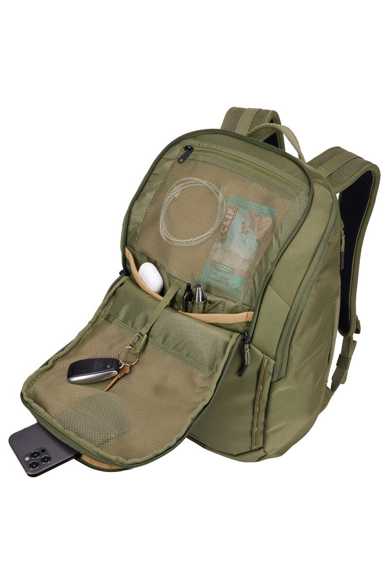 Thule Chasm Backpack 26L - Black Thule Chasm Backpack 26L - Black