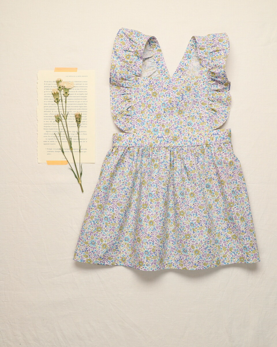 Vestido con estampado de flores lila 