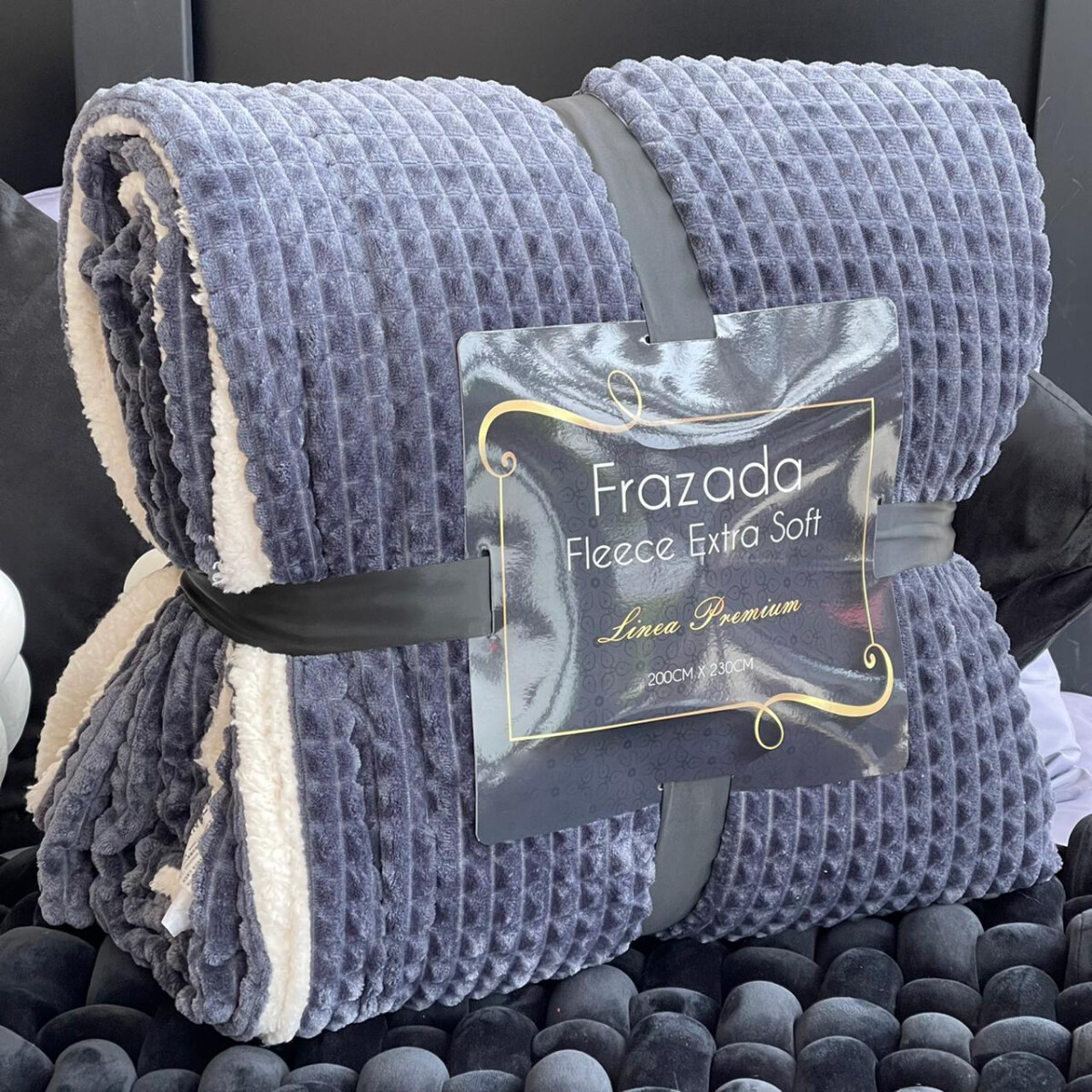 Frazada Soft Reversible C/Corderito 100% Poliéster 200x230cm 