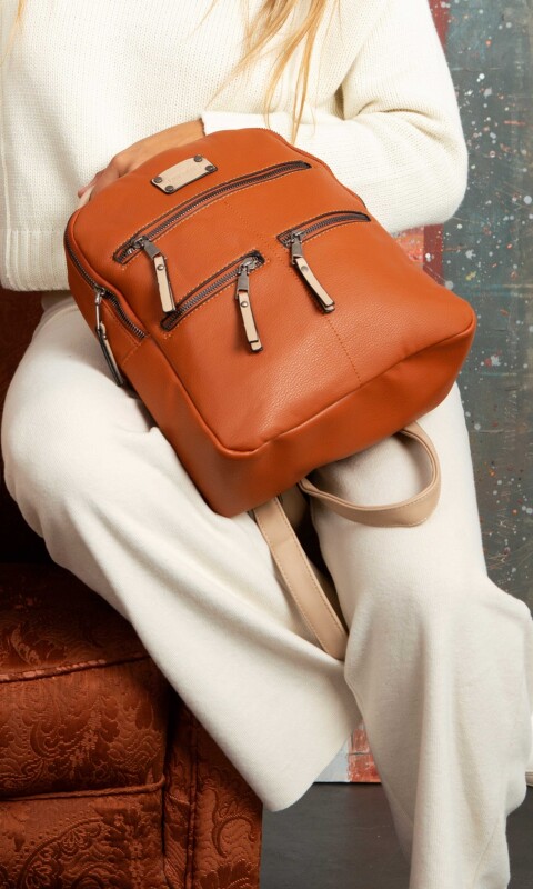 MOCHILA MEMPHIS CARAMELO