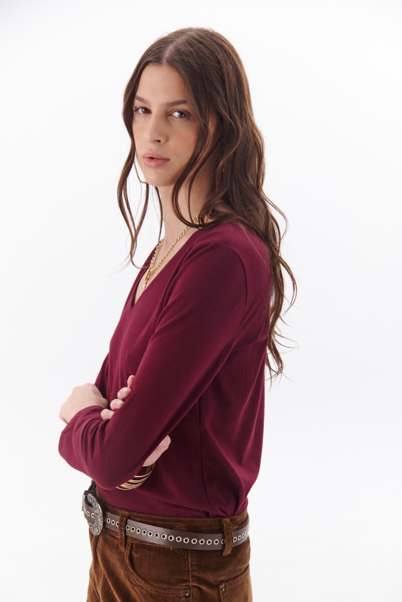 REMERA V DOBLE M/L - BURDEOS 