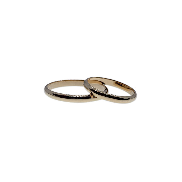 Par de alianzas clásicas de oro rosa 18k de 2.5mm y doble altura bombé Par de alianzas clásicas de oro rosa 18k de 2.5mm y doble altura bombé