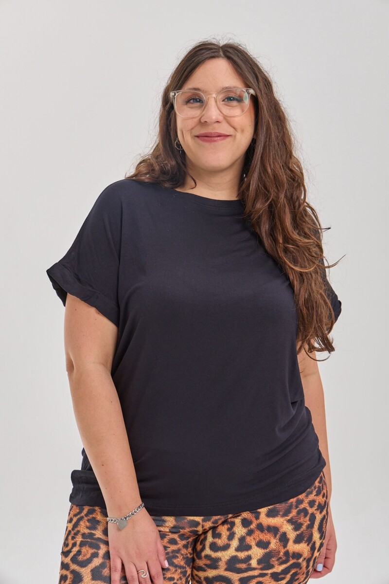 Remera Matilde - Negro 